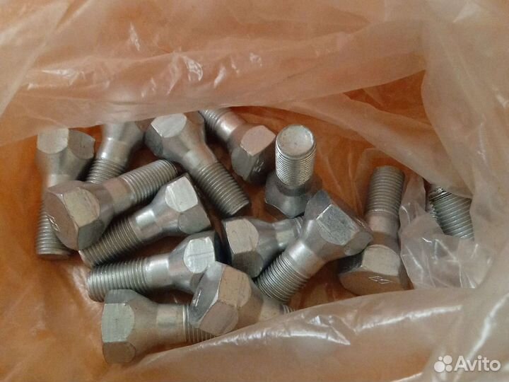 Гайки и болты колёсные(форд, Мёрс, киа, тойота)