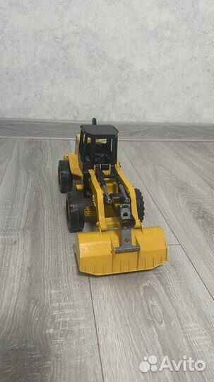 Bruder самосвал и экскаватор