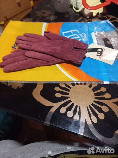 Перчатки женские замшевые новые