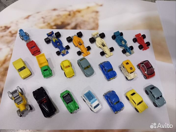 Киндер машинки из 90х пакетом