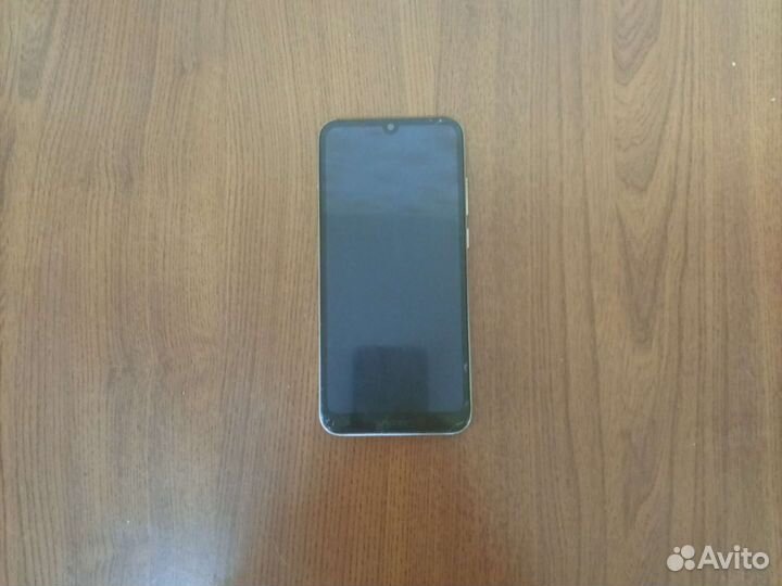 Мобильные телефоны honor 8а