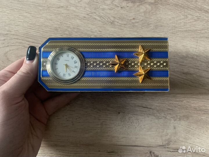Часы погоны