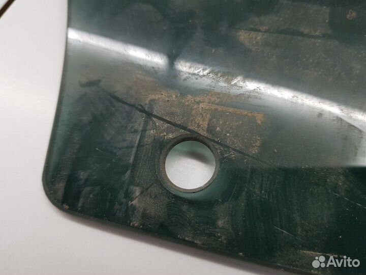 Стекло двери заднее правое (Mazda CX-7)