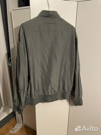 Бомбер (L) zara