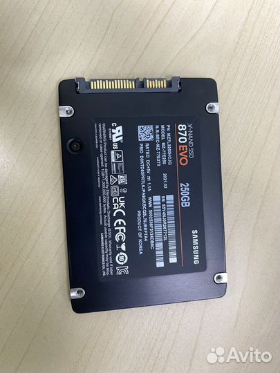 SSD накопитель Samsung 870 EVO MZ-77E250B/KR 250гб