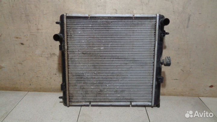 Радиатор основной Peugeot 208