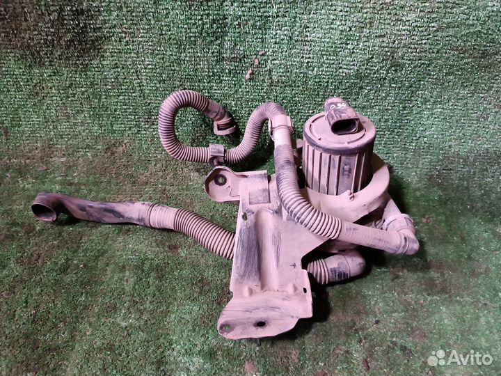 Насос воздушный Volkswagen Passat B5 рестайлинг (2