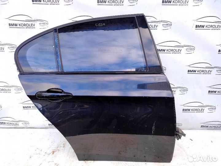 Дверь задняя правая (черная) BMW E90