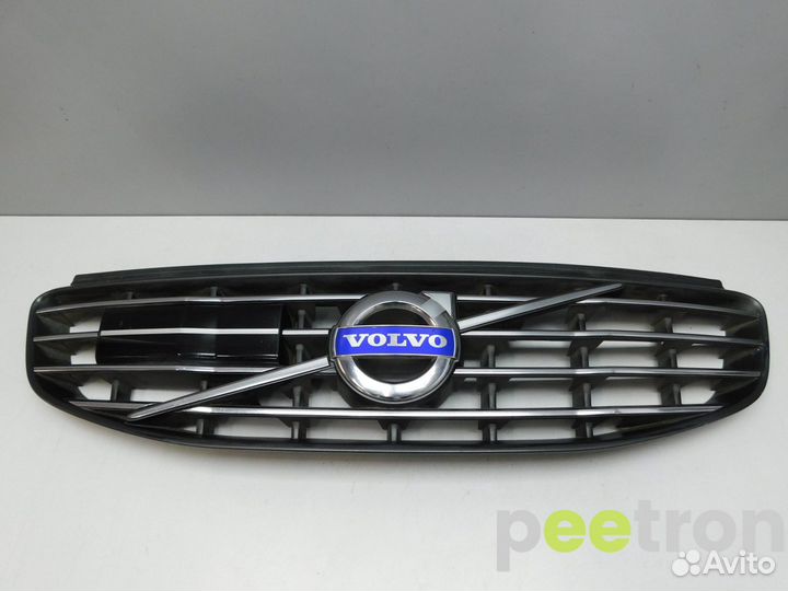 Б/У Б/У Решетка радиатора б/у 31333833 volvo