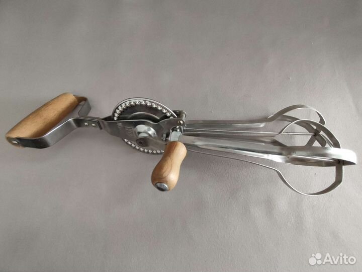 Миксер, кремовзбивалка механическая СССР