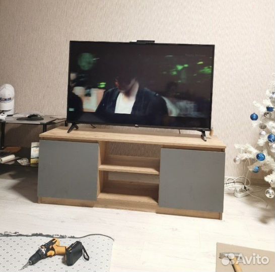 Тумба под тв в стиле сканди новая