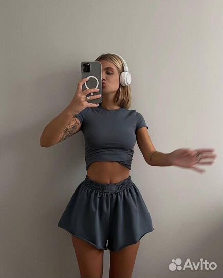 Спортивный костюм женский