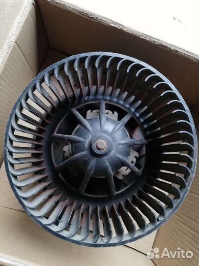 Вентилятор печки меган 2