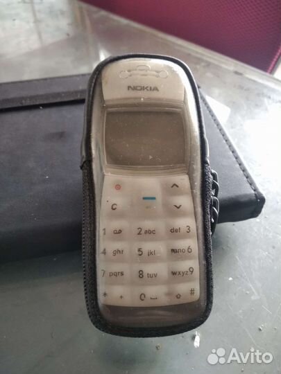Телефон Nokia 1100