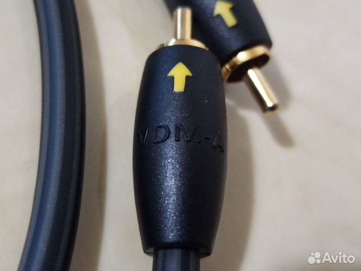 Кабель коаксиальный AudioQuest VDM-A RCA