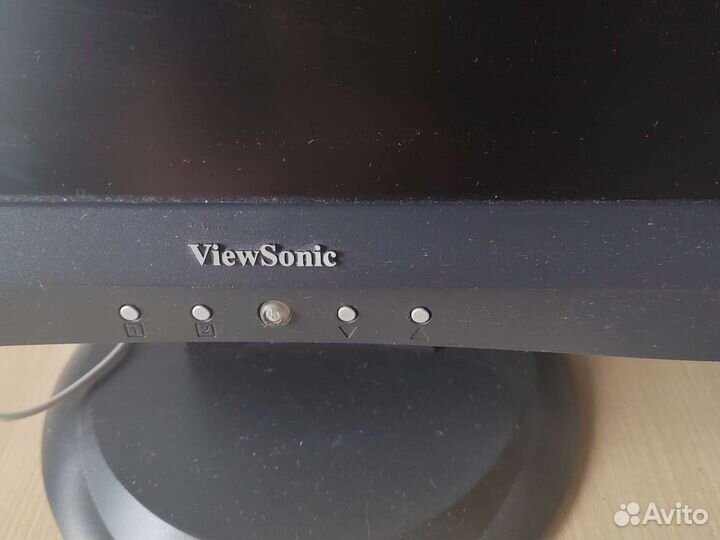 Монитор Viewsonic 17