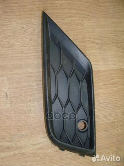 Решетка радиатора 5NA8546629B9 VAG