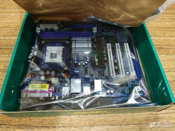 Материнская плата ASRock P4i65G