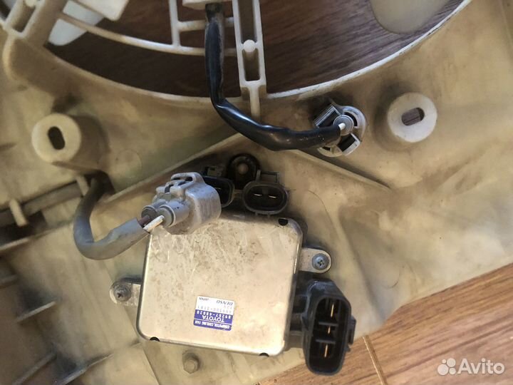 Вентилятор на радиатор Toyota Alphard