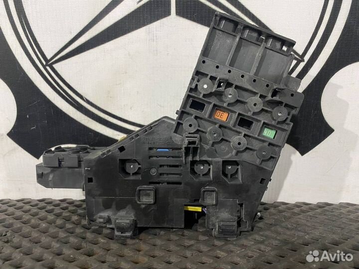 Блок предохранителей Mercedes-Benz M-Класс W166