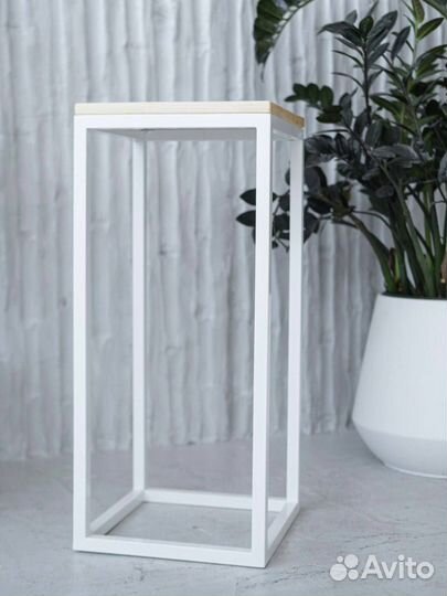 Подставка под цветы