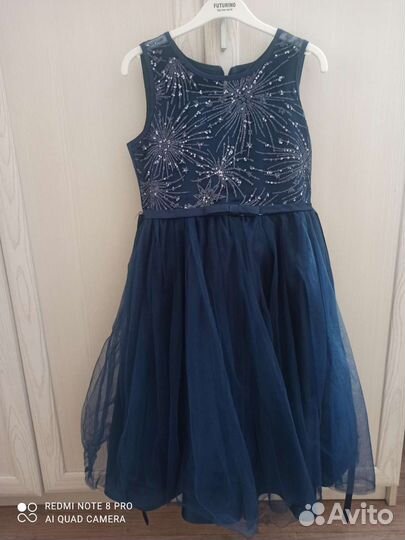 Нарядное платье для девочки