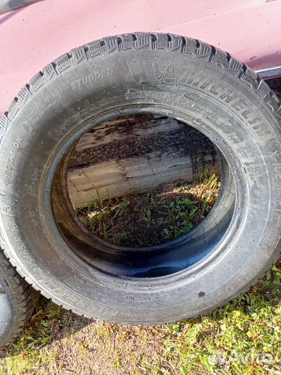 Michelin X-Ice North 4 215/65 R16 102T