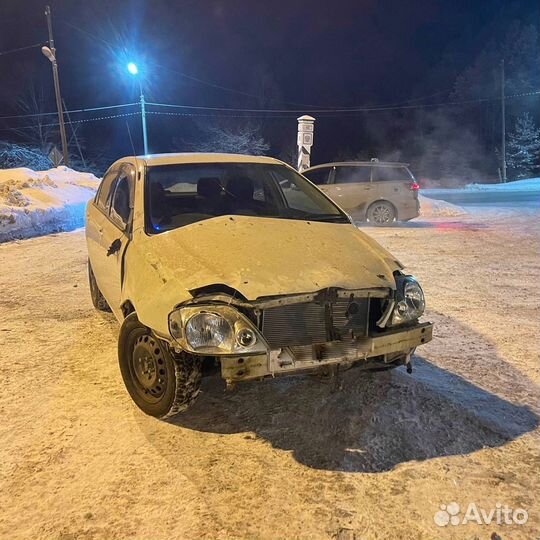Toyota Corolla 1.5 AT, 2001, битый, 414 000 км