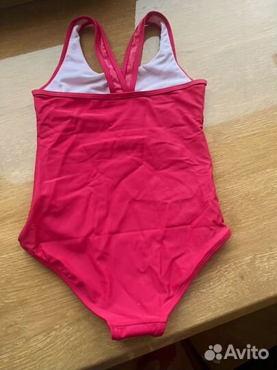 Новый. Купальник цельный для девочки
