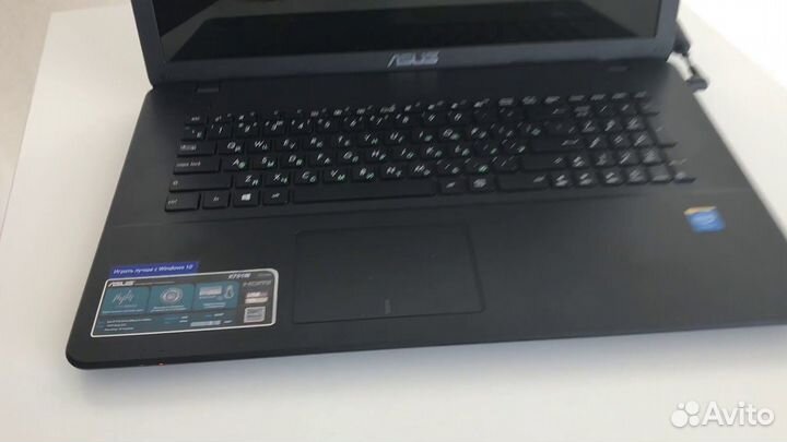 Ноутбук asus X751M