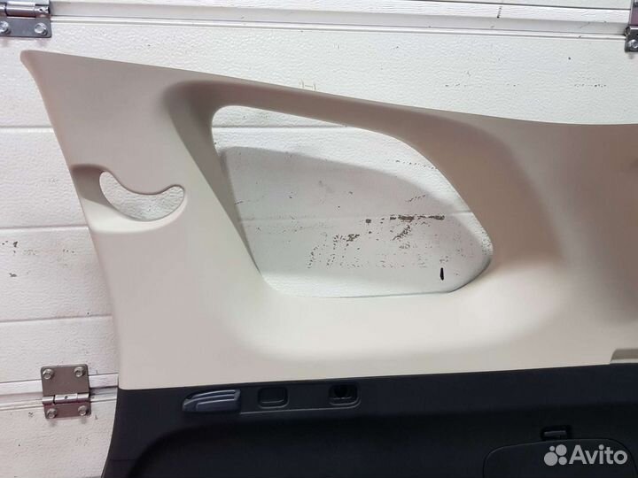 Outlander 3 GF Обшивка Правая