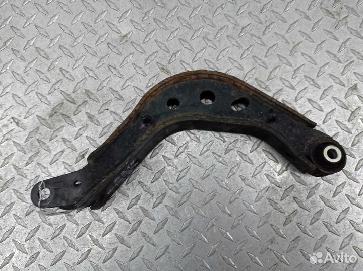 Рычаг задний правый Chevrolet Equinox 3