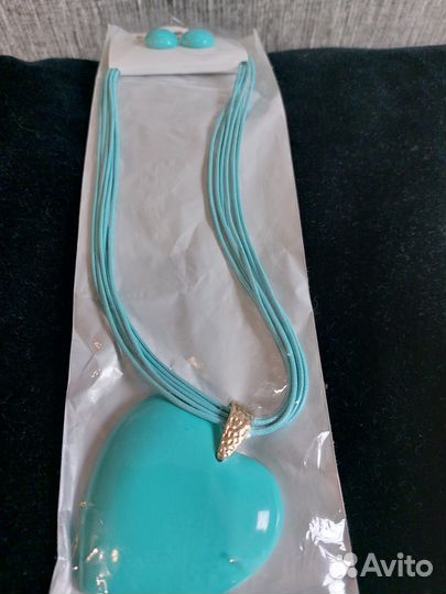 Бижутерия серьги и кулон