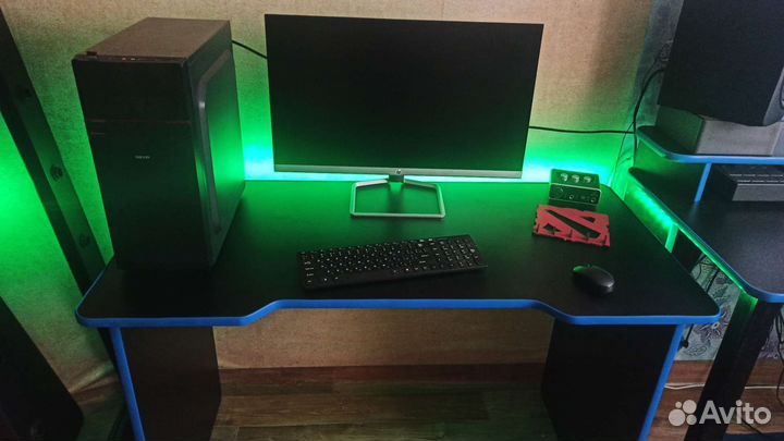 Игровой стол с подсветкой Devotion