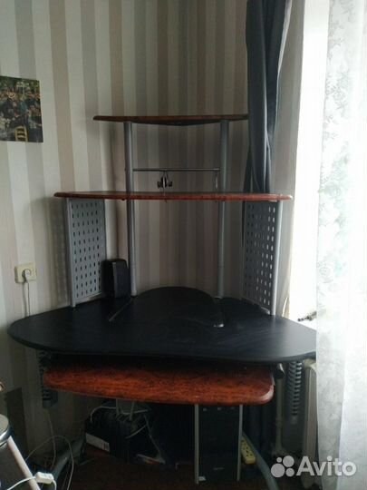 Компьютерный стол б/у