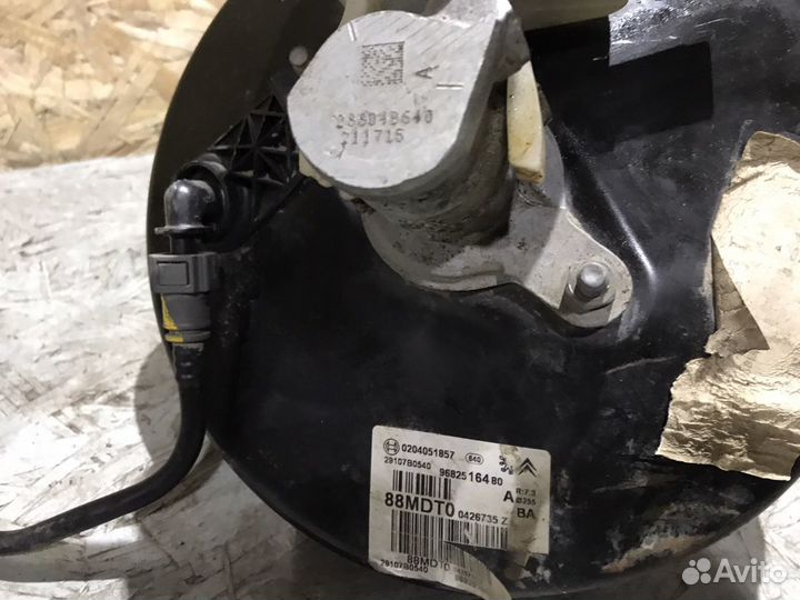 Вакуумный цилиндр тормозной в сборе Peugeot 308