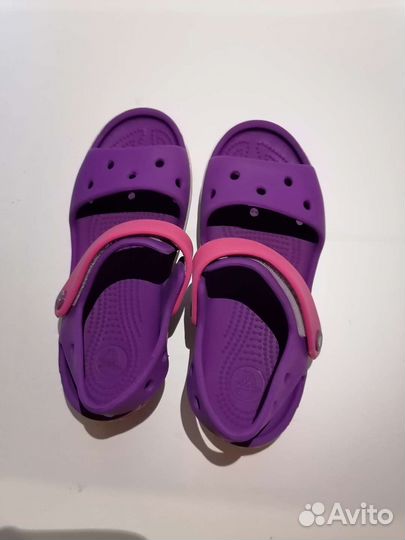 Сандали crocs j1