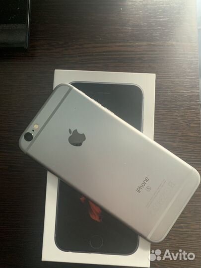 iPhone 6S, 32 ГБ