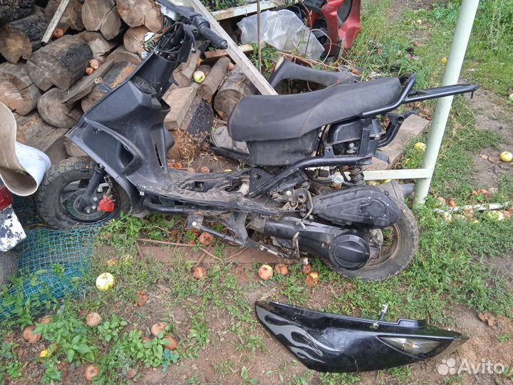 Скутер 150кубов