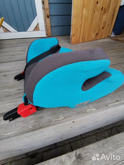 Кресло бустер (удерживающее) 22-36 кг