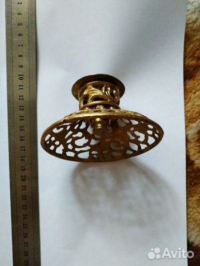 Подсвечник