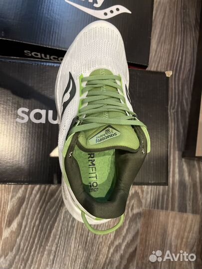 Кроссовки беговый Saucony triumph 21