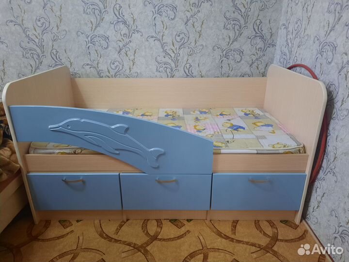 Детская кровать Дельфин + матрас
