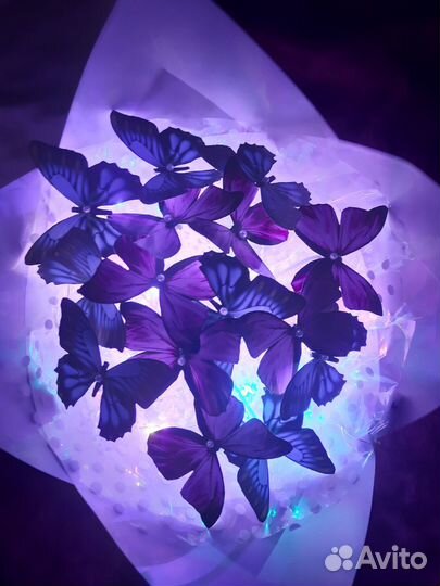 Букет из бабочек со светодиодной лентой