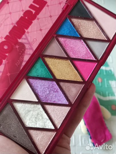 Палитра теней vivienne sabo