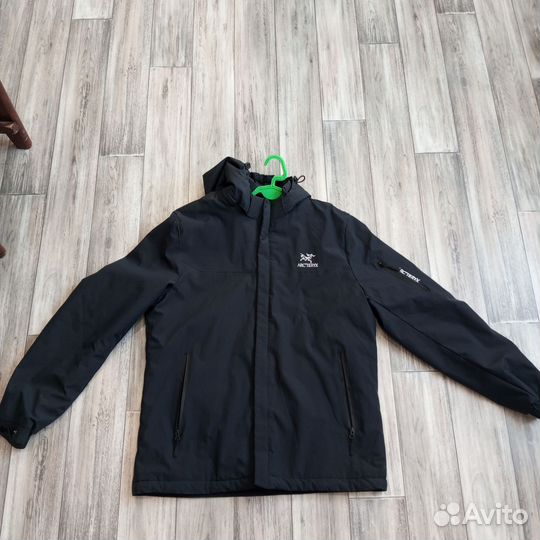 Ветровка Arcteryx