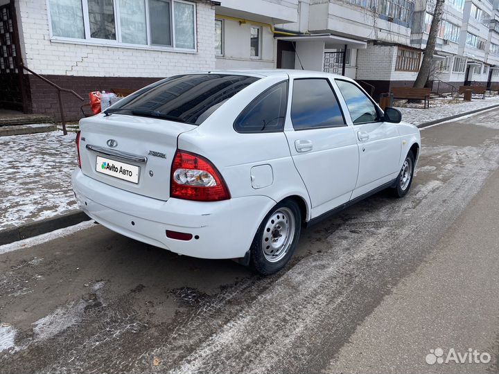 LADA Priora 1.6 МТ, 2011, 180 000 км