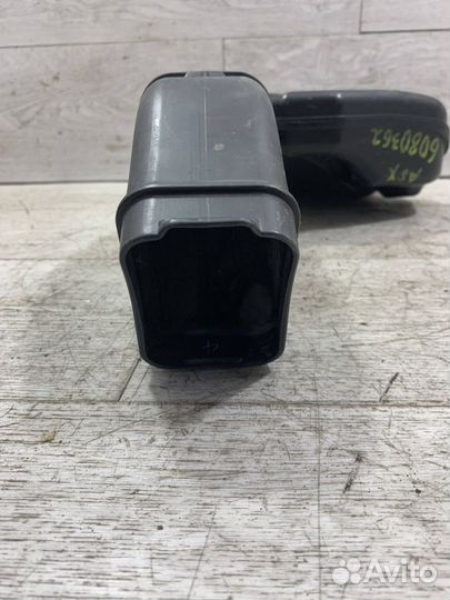 Патрубок воздушного фильтра