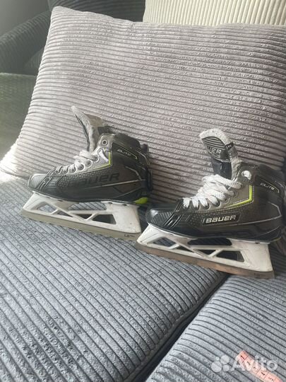 Хоккейные вратарские коньки bauer elite