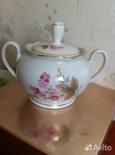 Немецкая детская тарелочка И немецкая сахарница